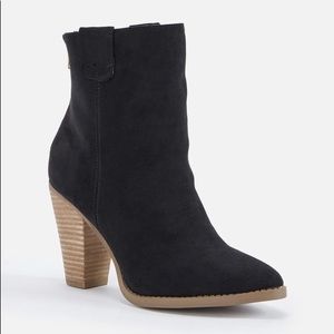 Just fab Ronny Western Bootie size 8